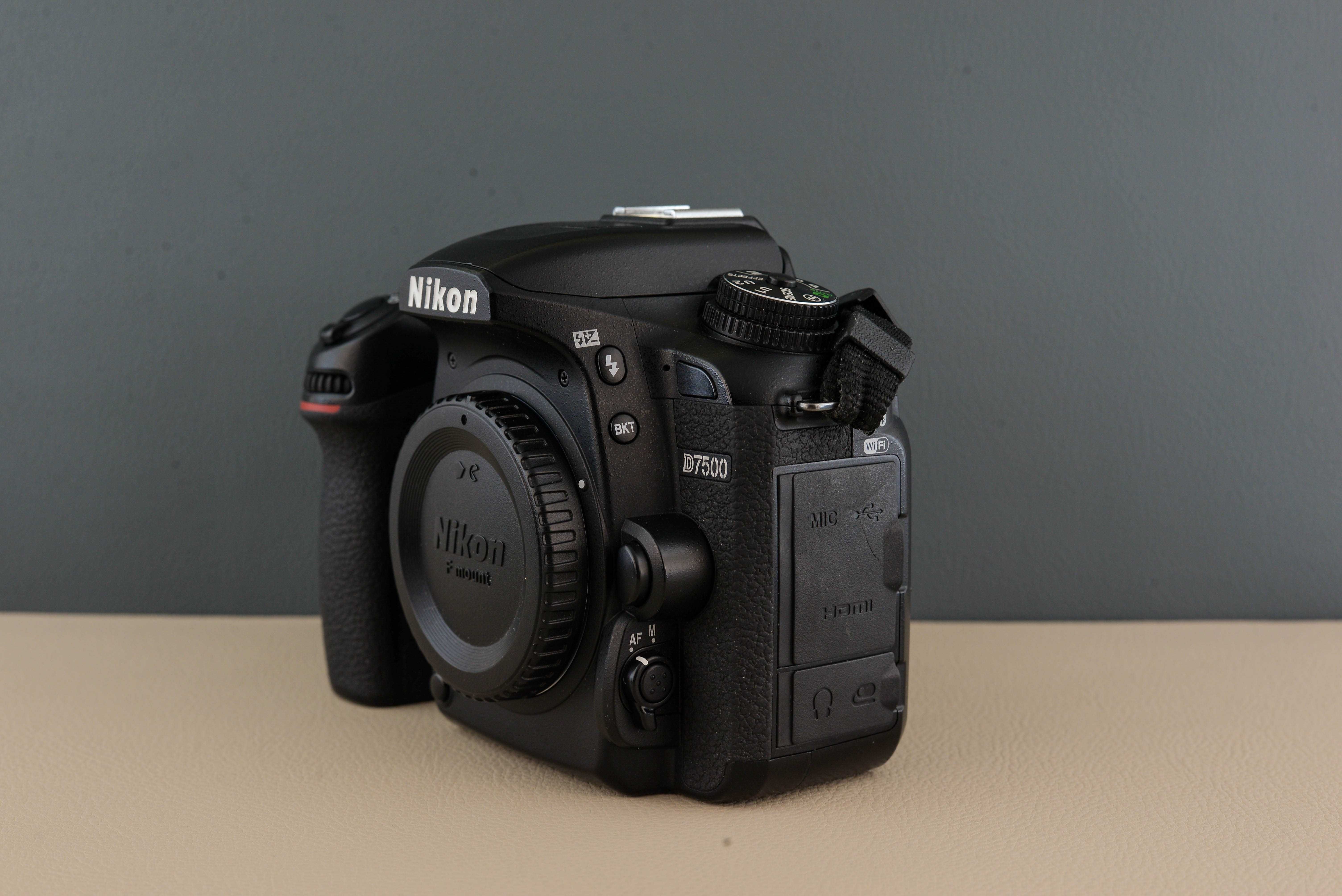Nikon D7500 body (59к фото) (Нікон Д7500)