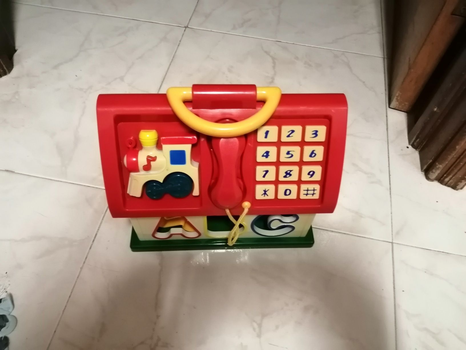 Vendo conjunto de brinquedos para criança