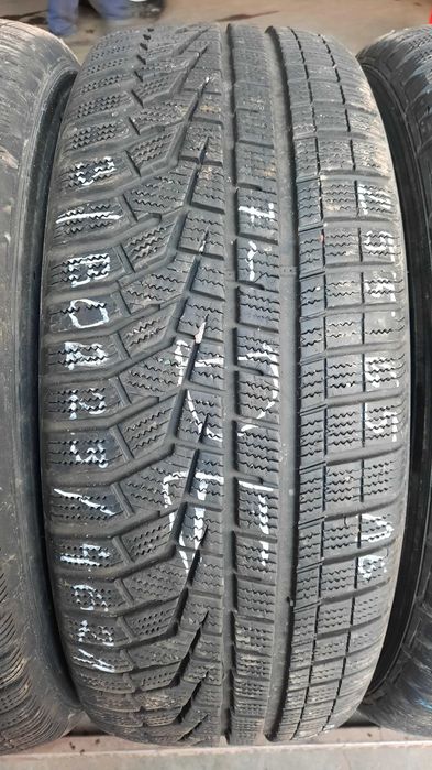 4szt. opony zimowe używane 255/65R16 Hankook Winter Evo2 Suv