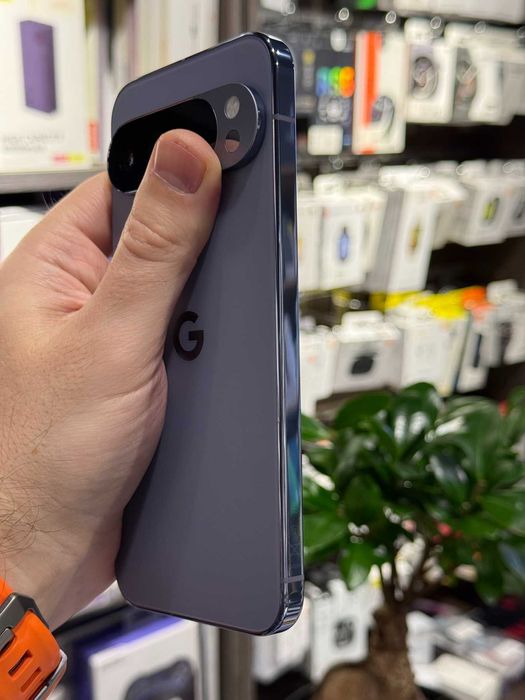 Смартфон Google Pixel 10 Pro XL 16/256GB Moonstone 12циклів заряду