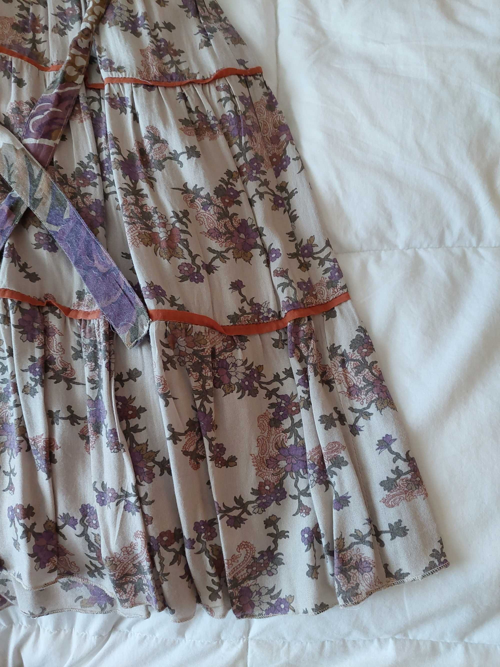 Vestido Stradivarius, Florido