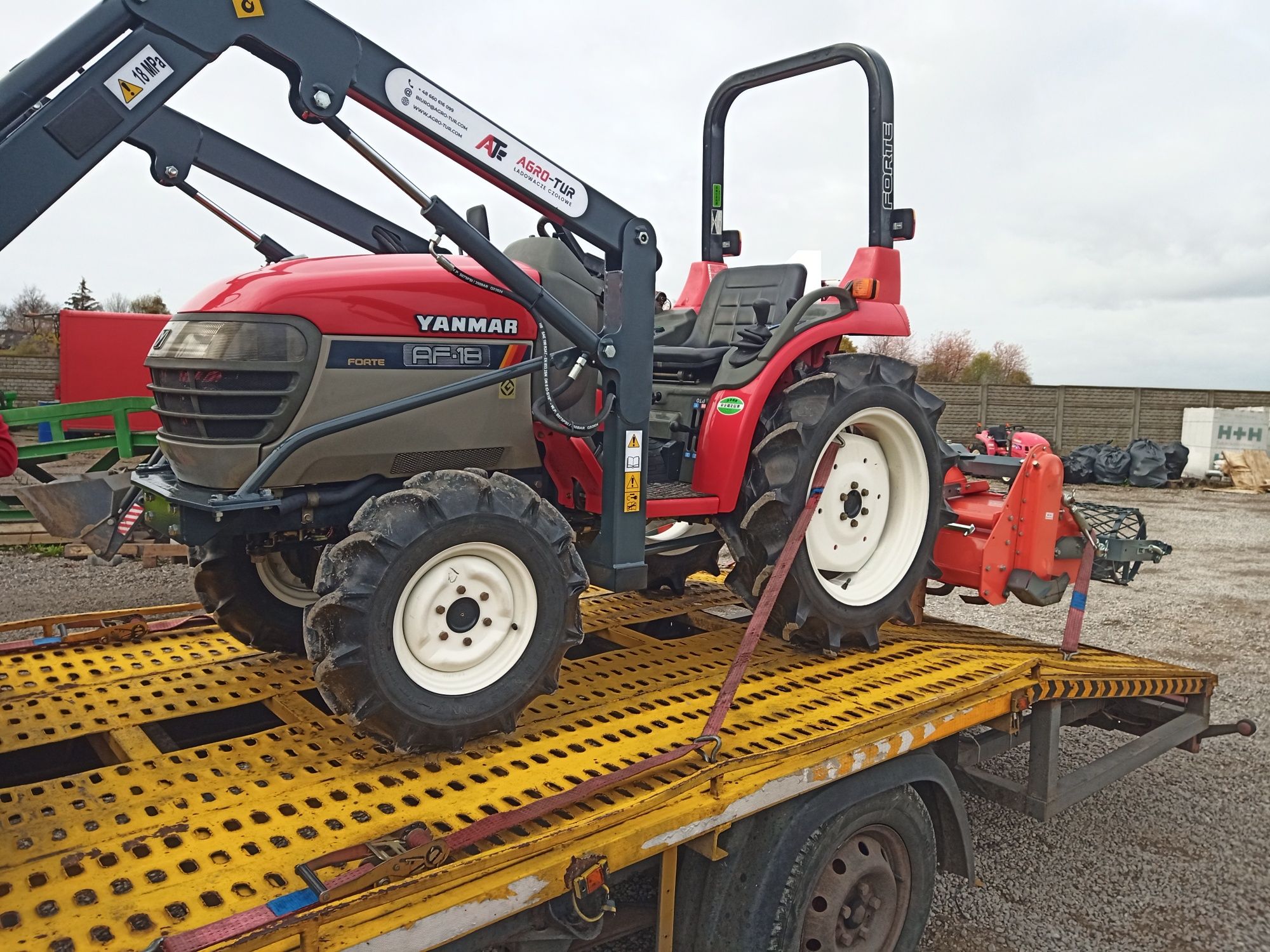 Wynajem wynajmę mini traktor z ładowaczem ładowarka