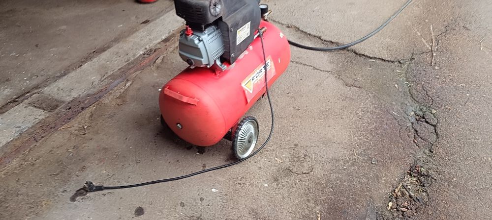 Продам компресор 50 л .Компресор ФАК 1 5 СРСР