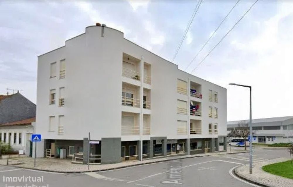 Espaço Comercial C/ Montra R/ch.