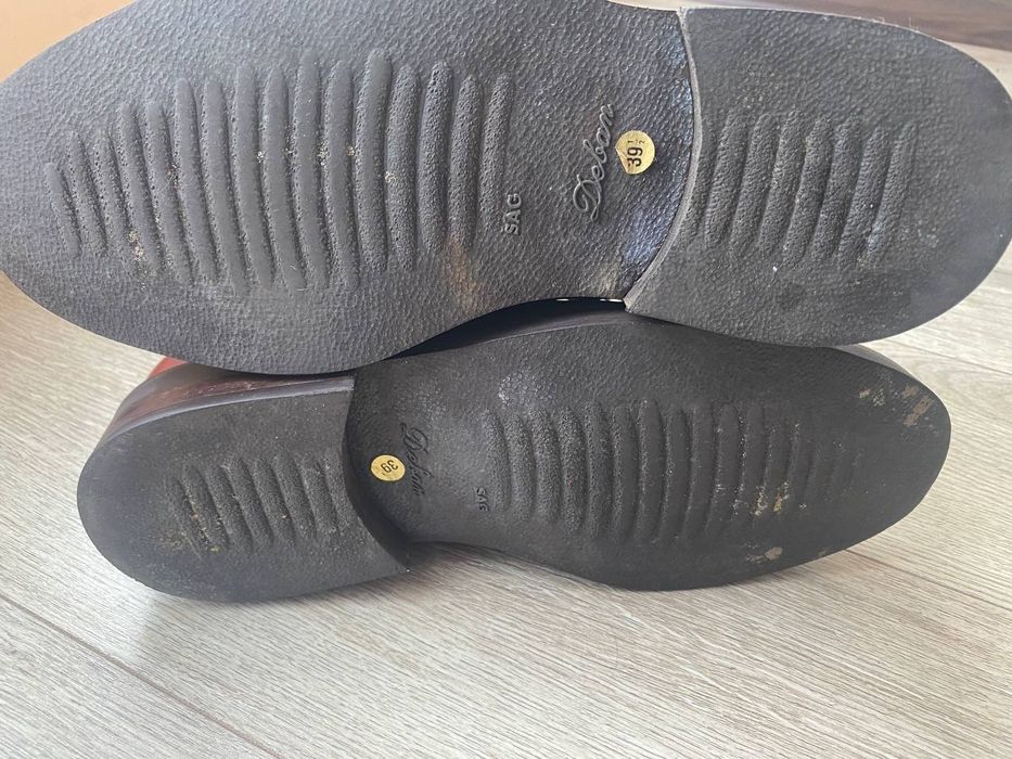 Шкіряні туфлі Madras розмір 39 1/2