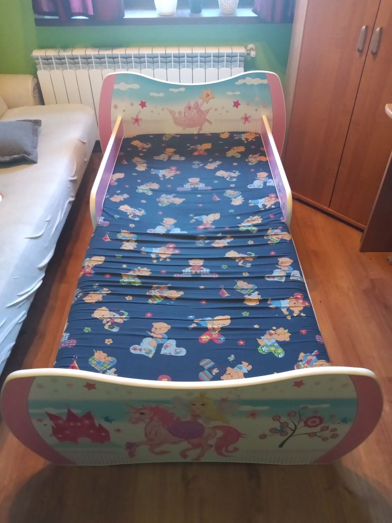 Łóżko dziecięce z materacem 160x80