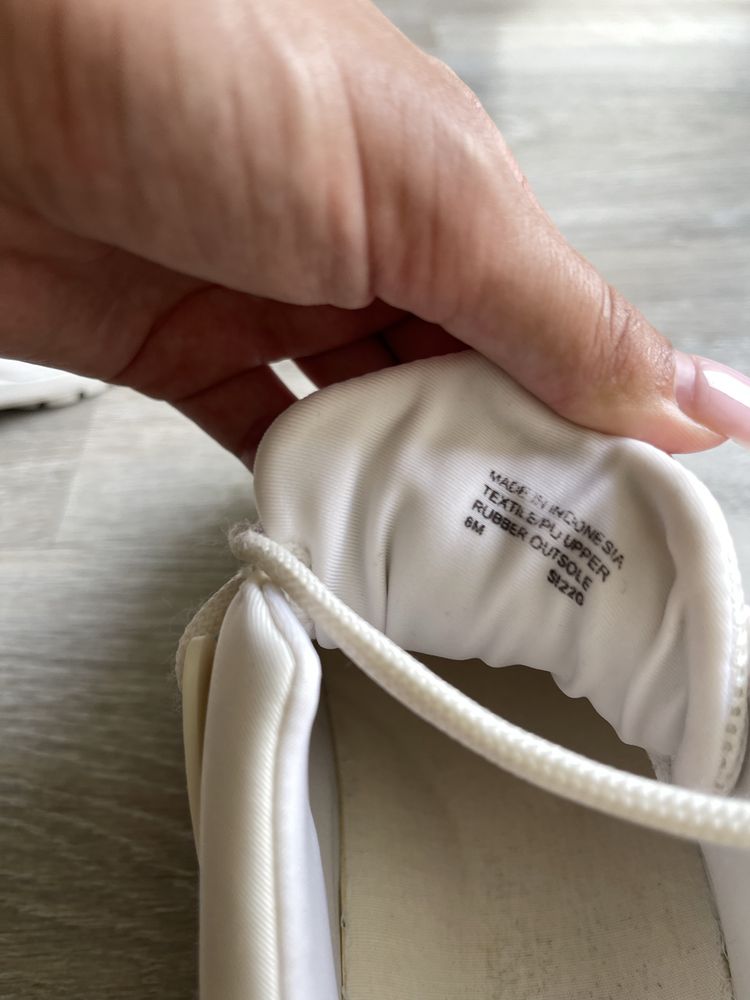 Кросівки снікерси michael kors dara trainer 39р
