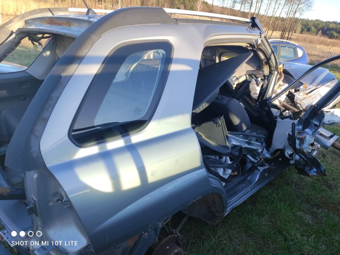 Kia Sportage 2 napęd na przód 2.0 benzyna na części