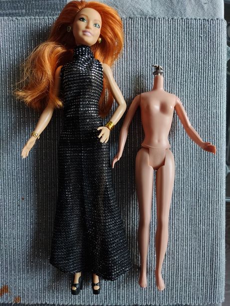 Małe ciałko dla lalki typu Barbie 24 cm
