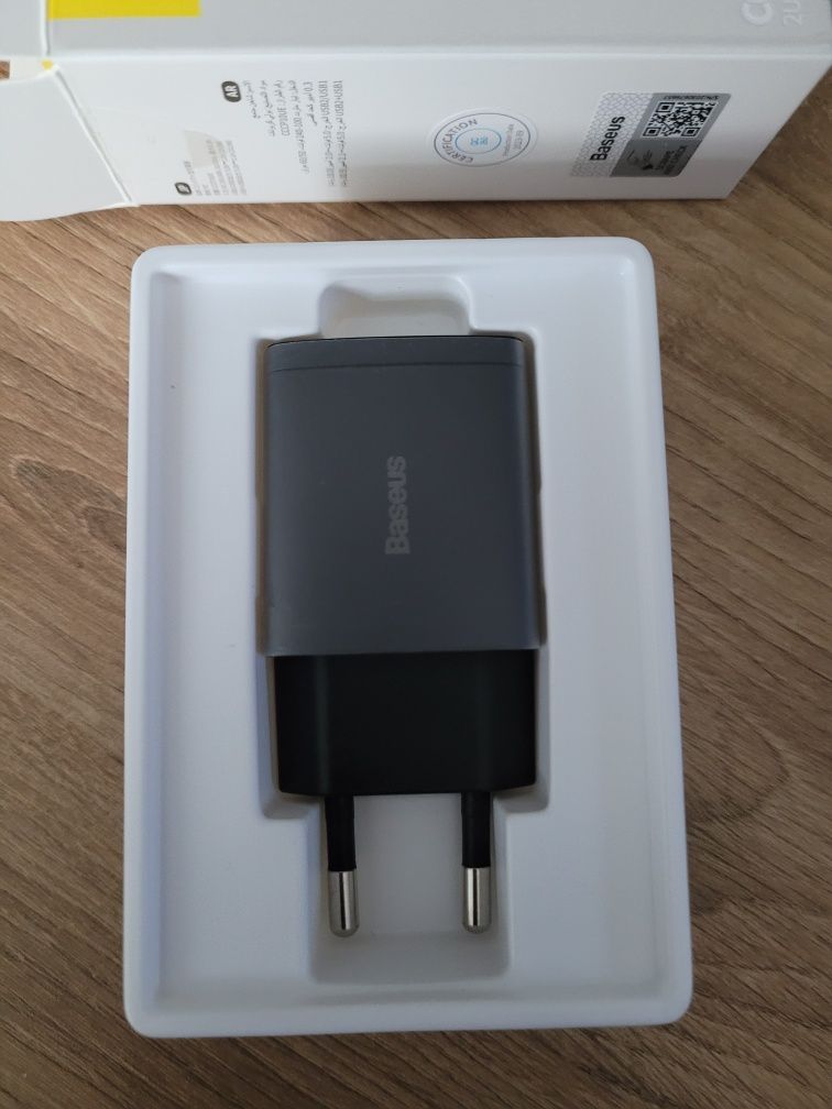 Ładowarka sieciowa Baseus 10,5W 2xUSB