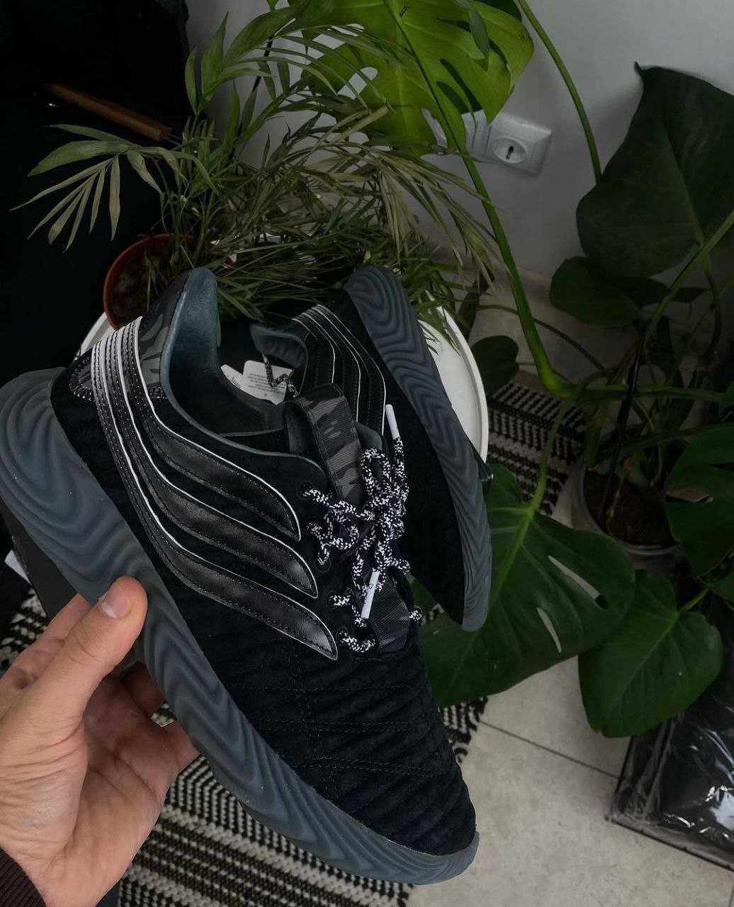 (42 розмір) Кросівки Adidas Sobakov