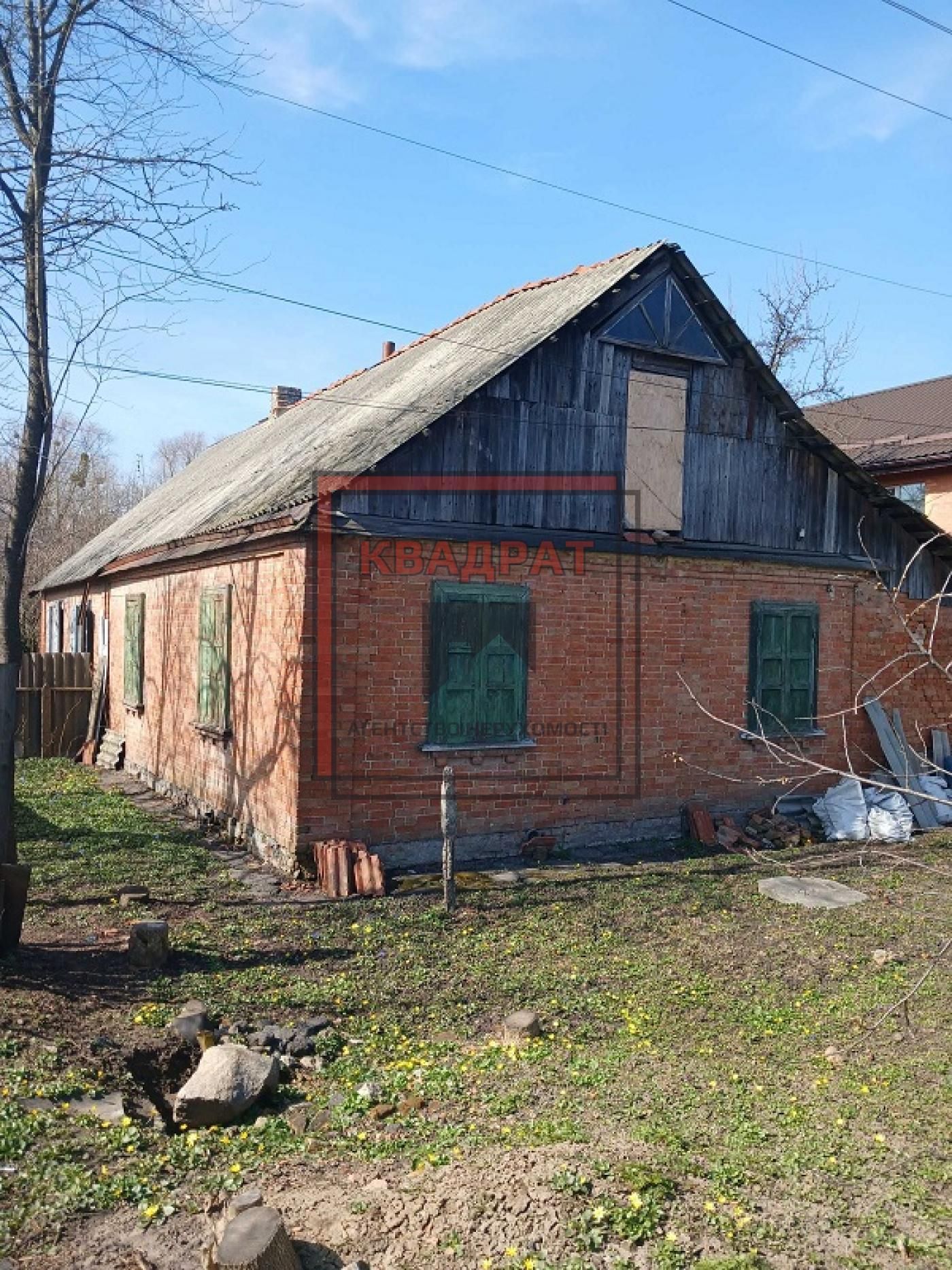 Продам половину будинку, на Подолі. код 4929