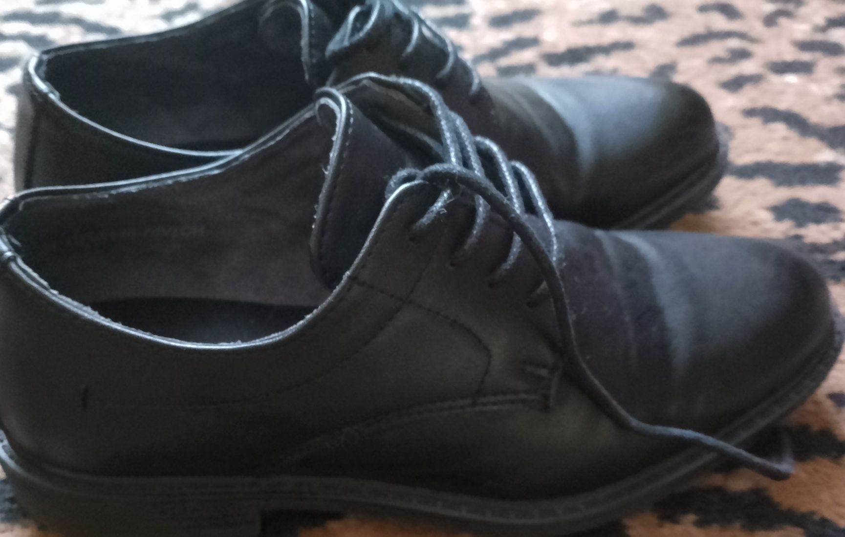 Eleganckie buty chłopięce r.34