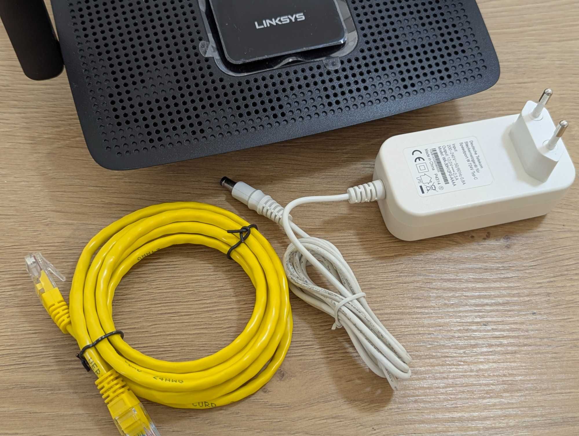 Роутер WiFi Mesh Linksys MR8300 CISCO до2,2 Гб. 3Wi-Fi диап