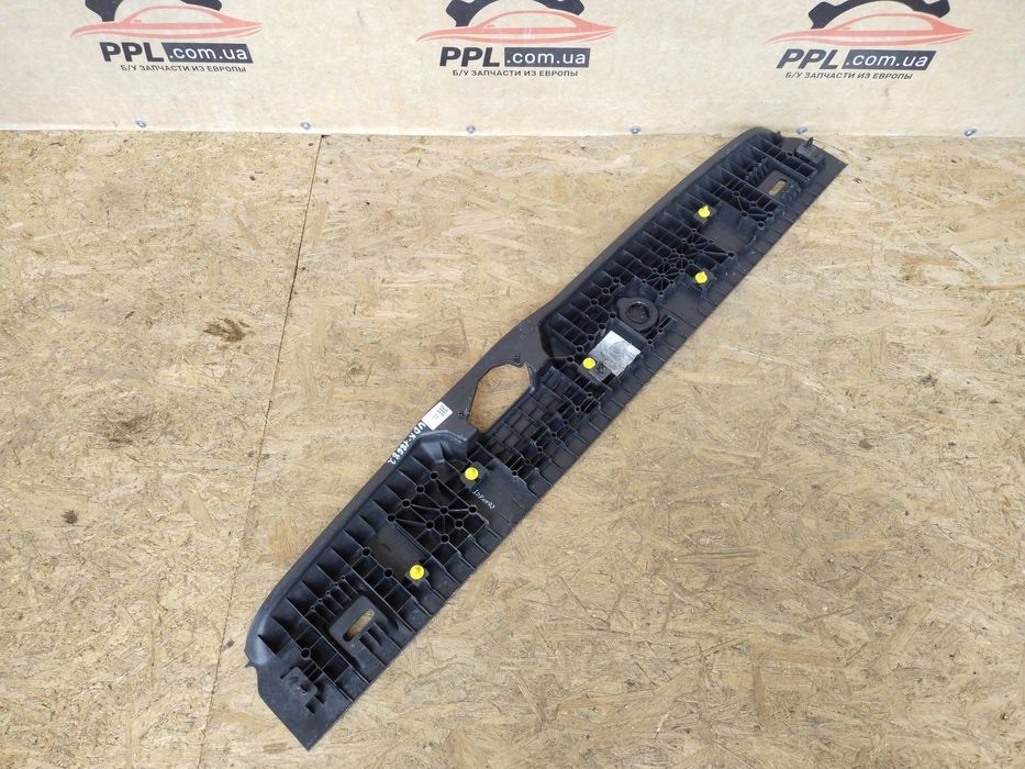 Ford Transit Connect II Mk2 13- накладка задней панели багажника