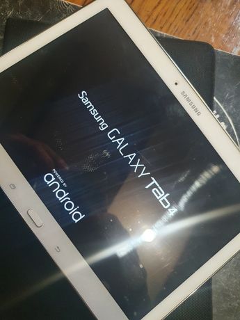 Продам планшет телефон  Samsung tab 4 10.1 с 3g