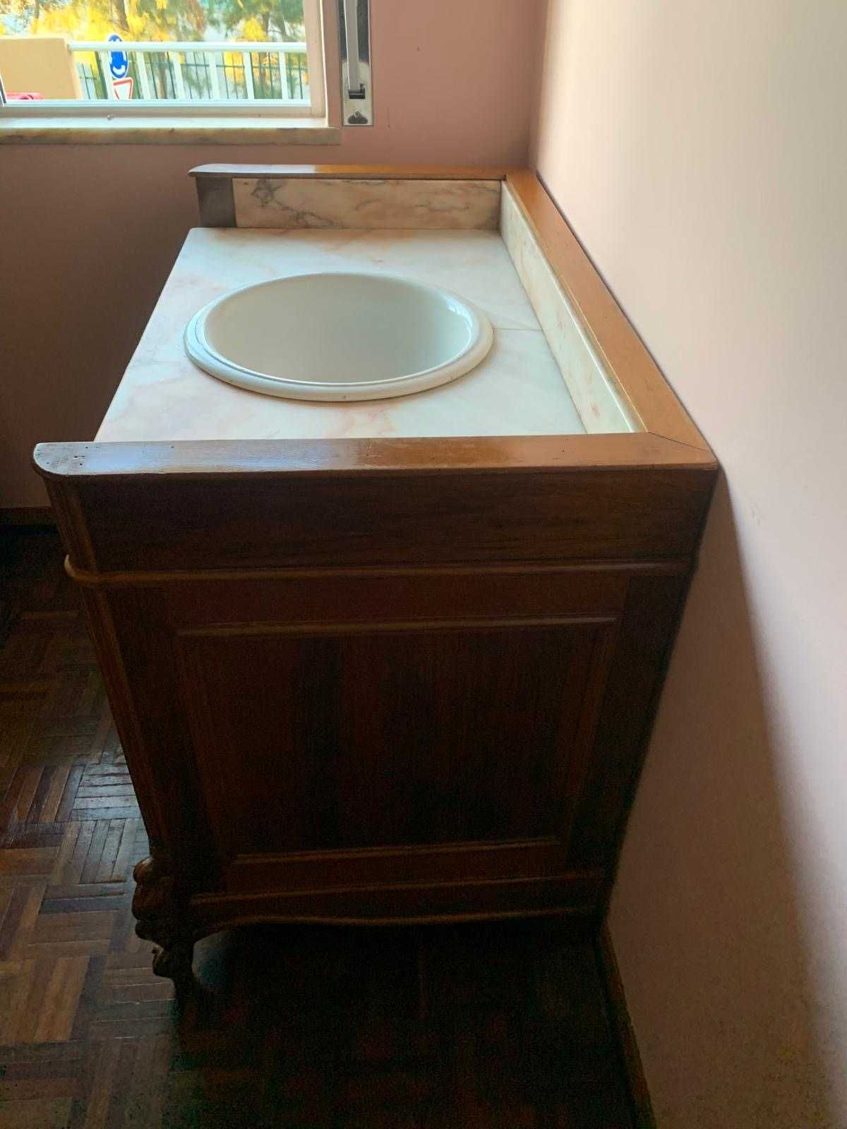 Lavatório Antigo
