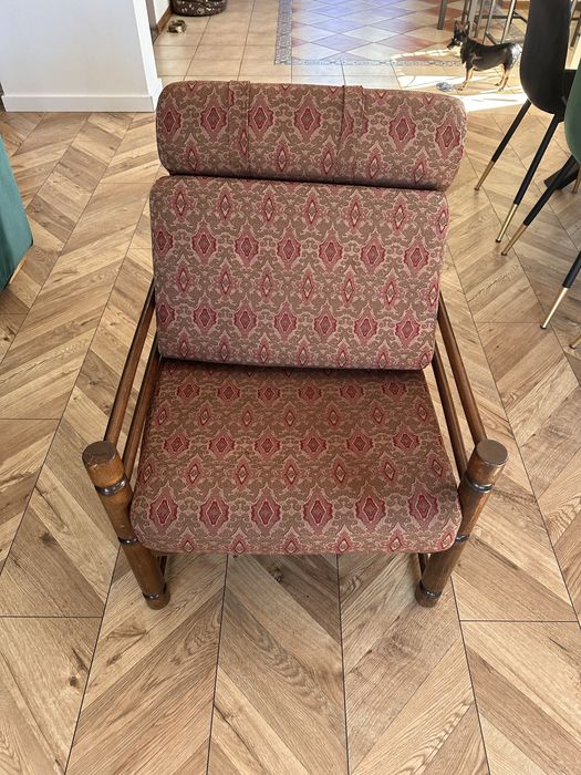 Fotel z PRL niski bardzo ładny stan niski + poduszki lata 70