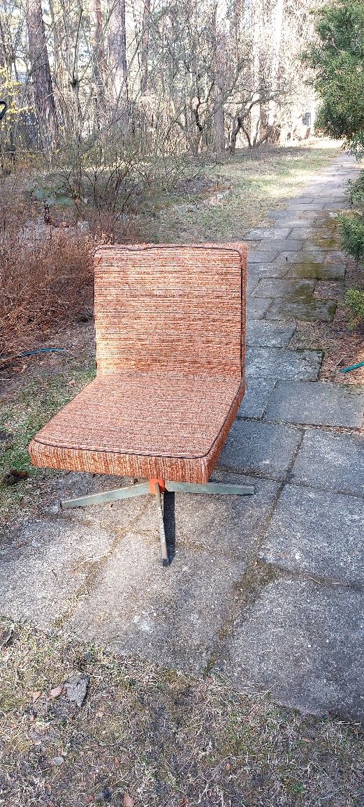 Fotel tapicerowany, obrotowy