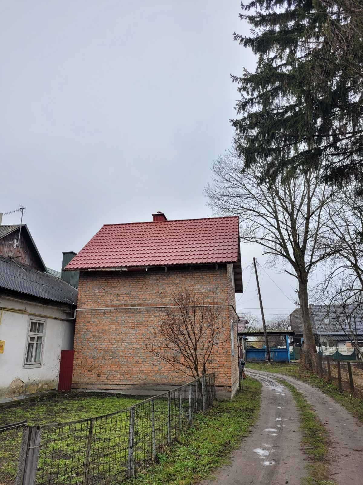 Півбудинку по вул. Брестська