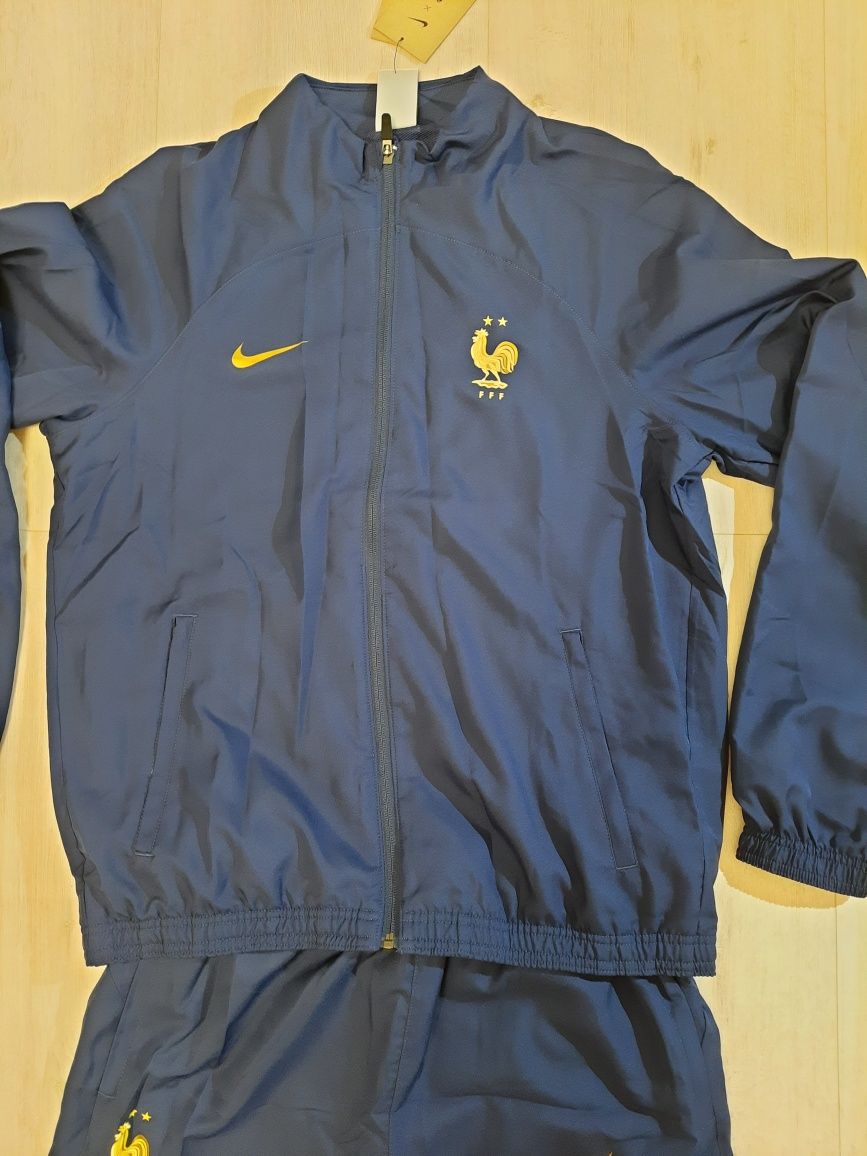 Оригінальний чоловічий спортивний костюм NIKE DRI-FIT FFF STRIKE BLUE