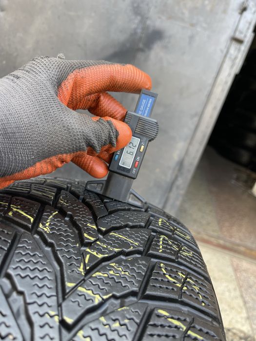 Шини 225/60/17 Nexen Winguard Sport2  зима 2шт