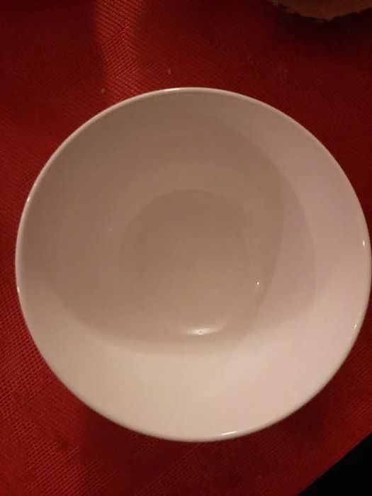 Porcelanowy zestaw świąteczny - 2 kubki i 2 miski