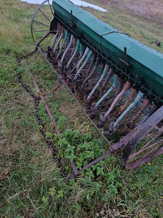 Сівалка тракторна