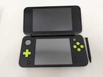 Konsola Nintendo 2DS XL z pudełkiem super stan