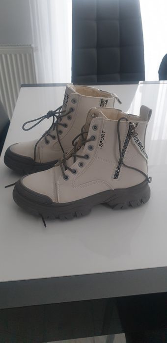 Sprzedam buty sniegowe