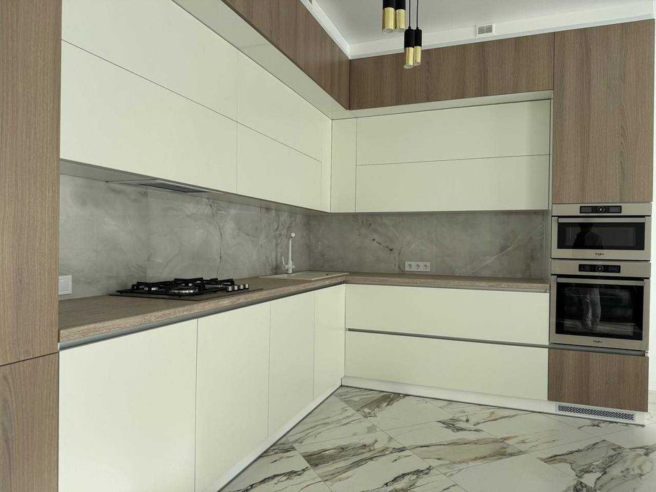 Продаж котеджу с.Малехів з сучасним ремонтом