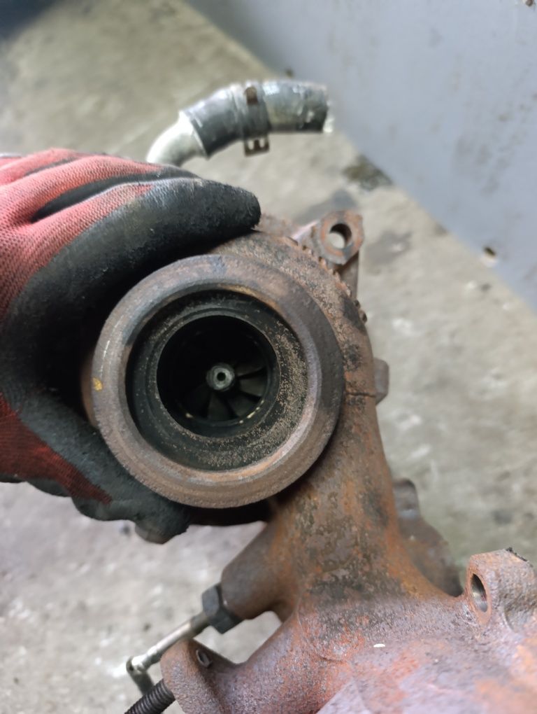 Turbosprężarka turbina turbo VW T5 T6 2.0TDI CAA CAAC CAAB Igła