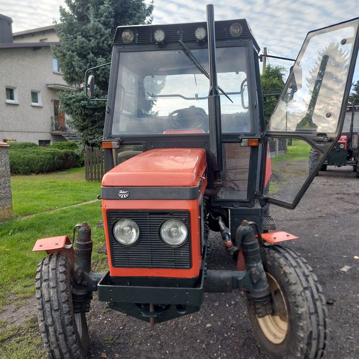 Traktor Zetor 7211