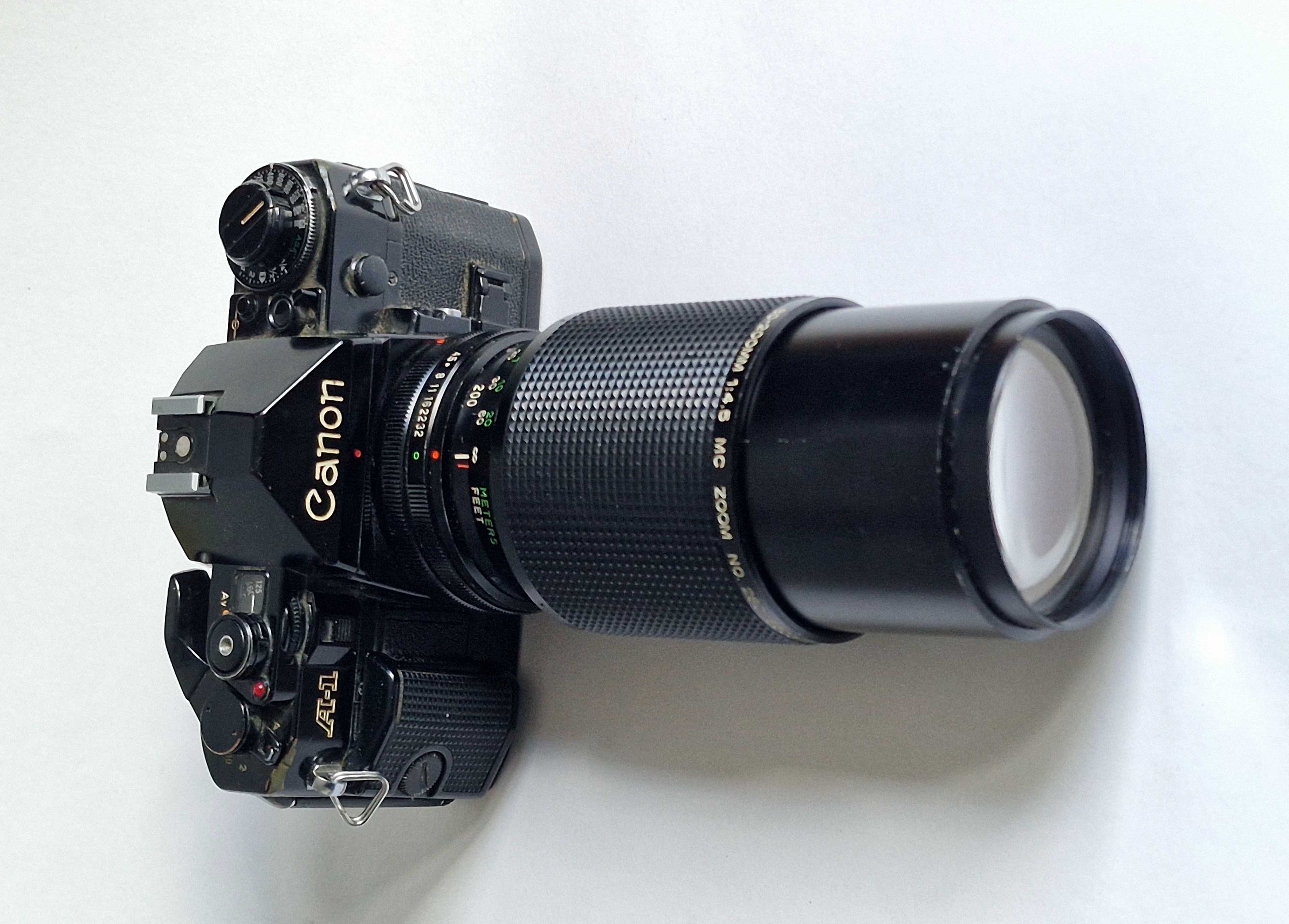 Canon A1 z 3 obiektywami