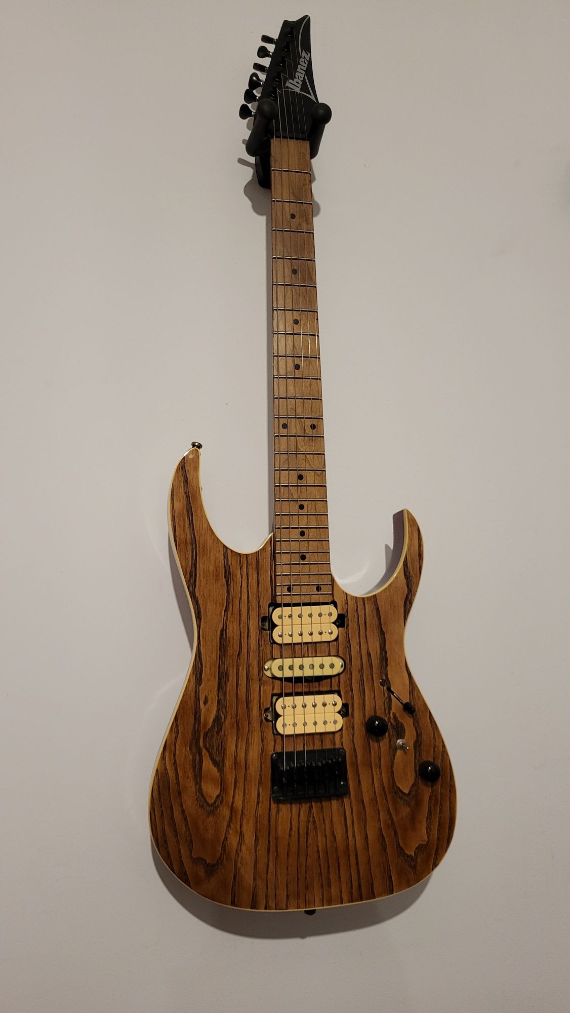 Ibanez RG421Hpam, aż 10 Pozycji przetworników!!