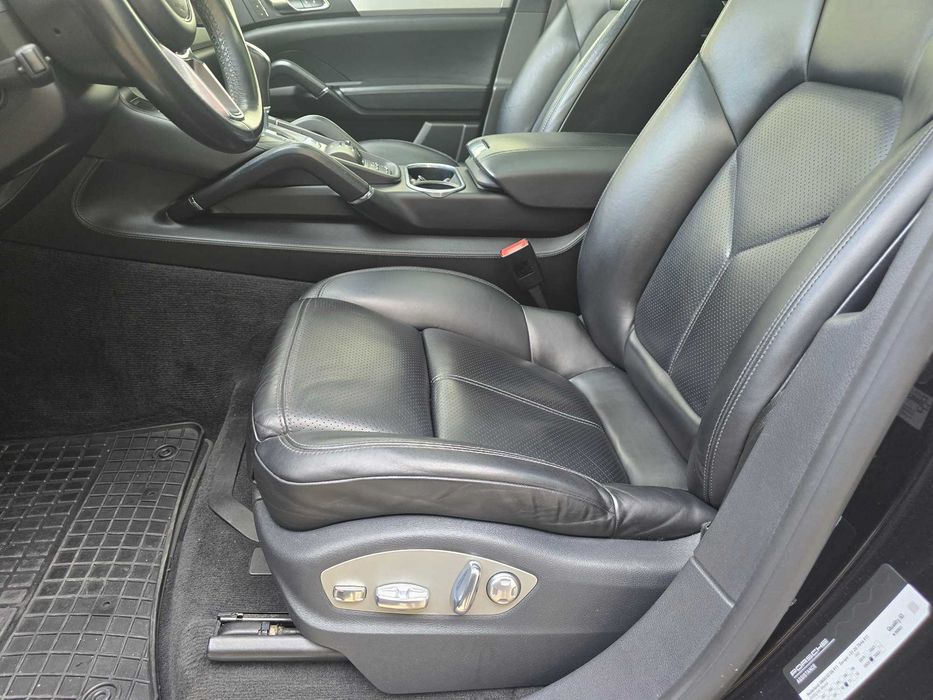 Porsche Cayenne S Hybrid 3.0