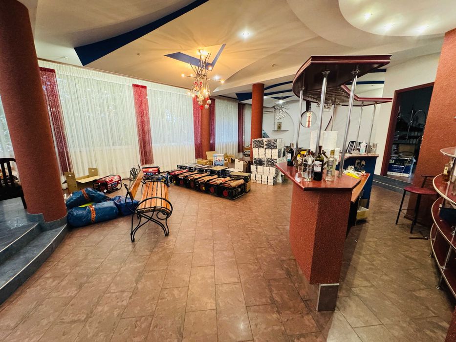 Продаж ресторану, Дрогобич, 533 м.кв., центр міста, БЕЗ КОМІСІЇ,