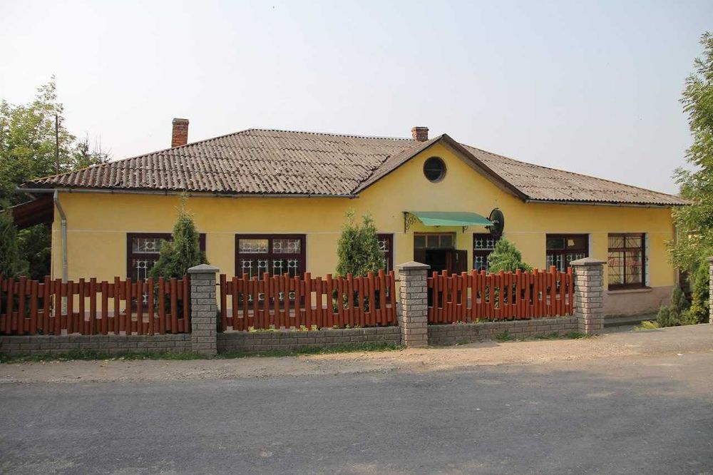 Продаж, Комерційний об'єкт 200 кв.м, Самбірський район, с. Чайковичі