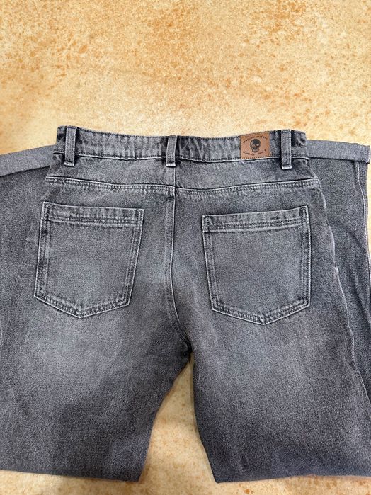 Продам джинси next