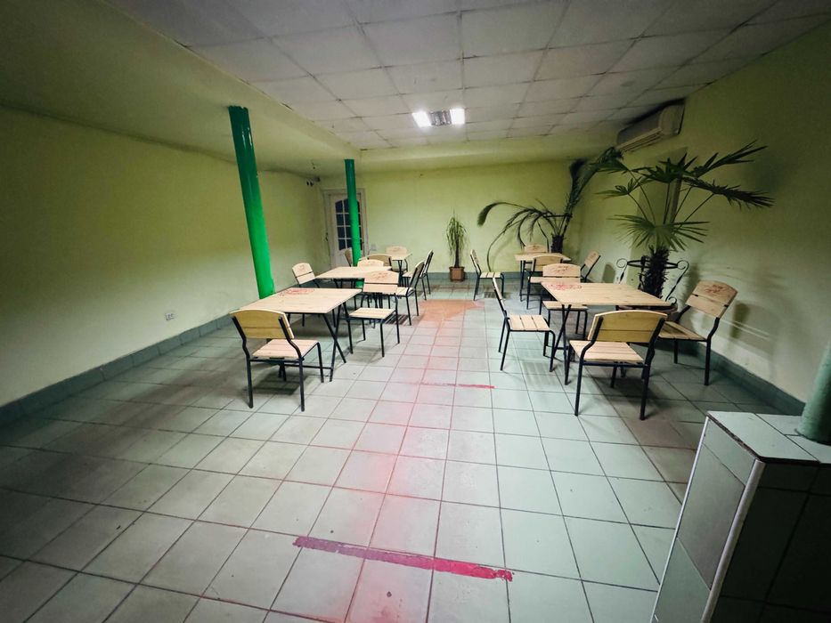 Продаж приміщення,  вул. Трускавецька 73, Дрогобич, (703 м.кв.).