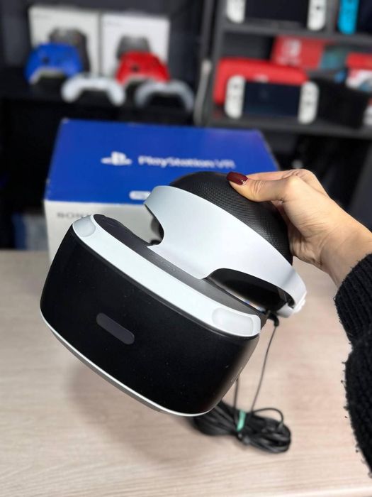 PS VR1 — Віртуальна реальність для PS4
