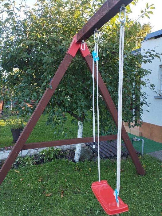 Rama drewniana do huśtawki ogrodowej