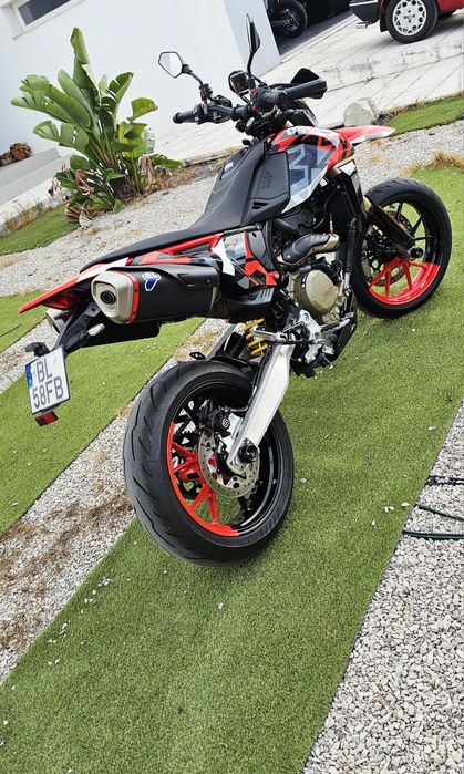 Ducati Hypermotard 698 Mono RVE
