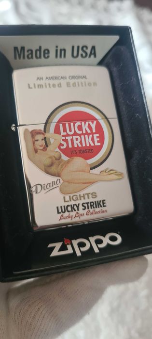 Zapalniczka Zippo LUCKY Strike DIANA 2006r. Nowa.