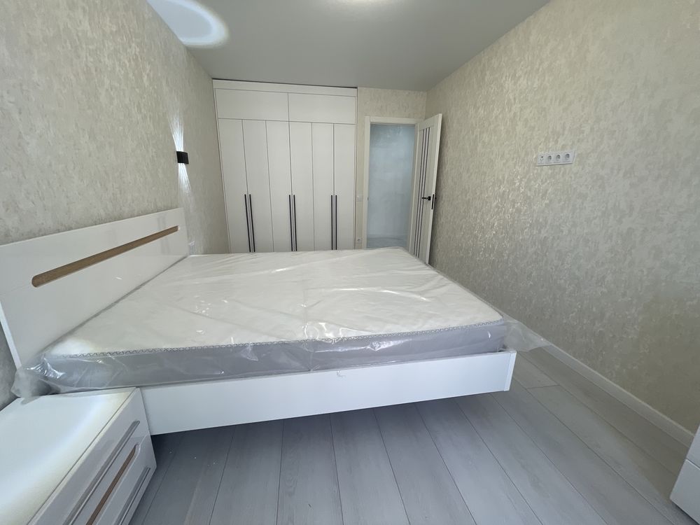 Продаж 3 кімнатної квартири на вул. Київська
