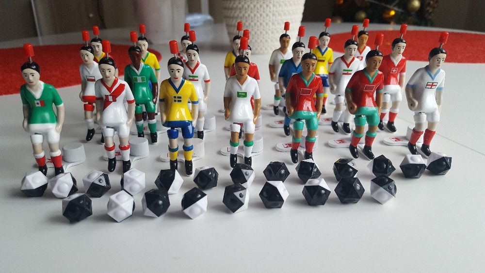 Kolekcja figurek piłkarzy