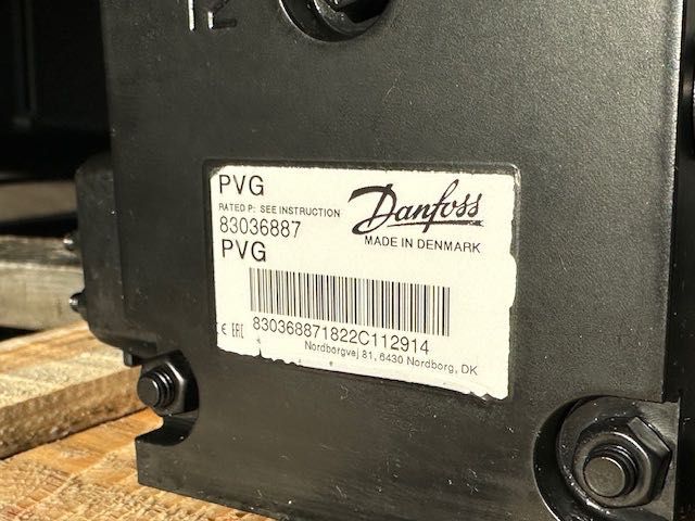 Sauer Danfoss  PVG32 rozdzielacz proplcionalnym do kruszarki