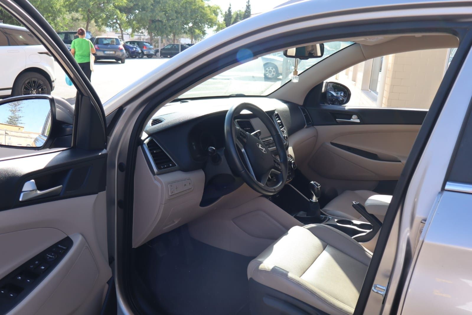 Hyundai  tucso...