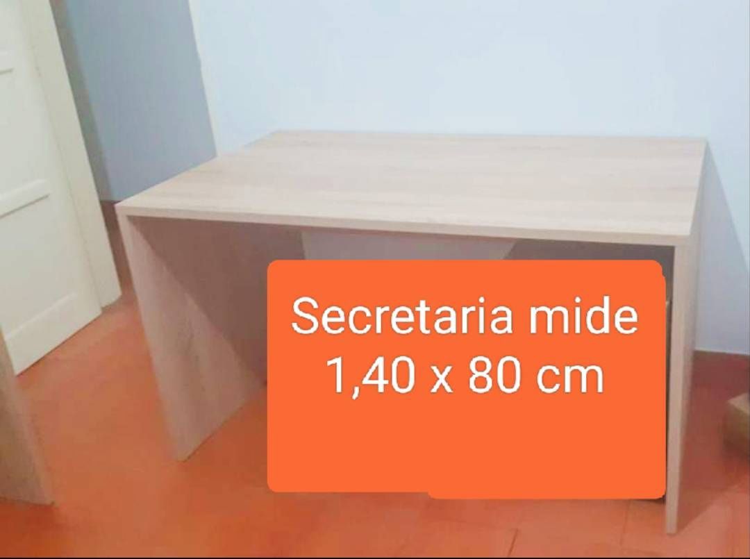 Secretaria como nova