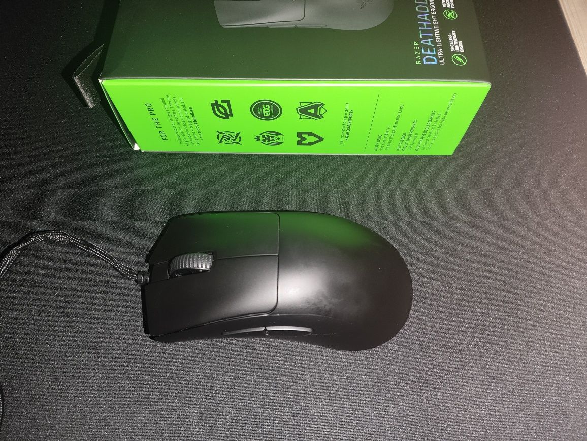 Продаю Мишу razer deathader v 3